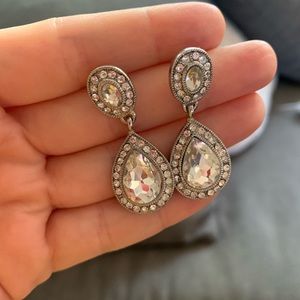 Silver/diamond drop earrings